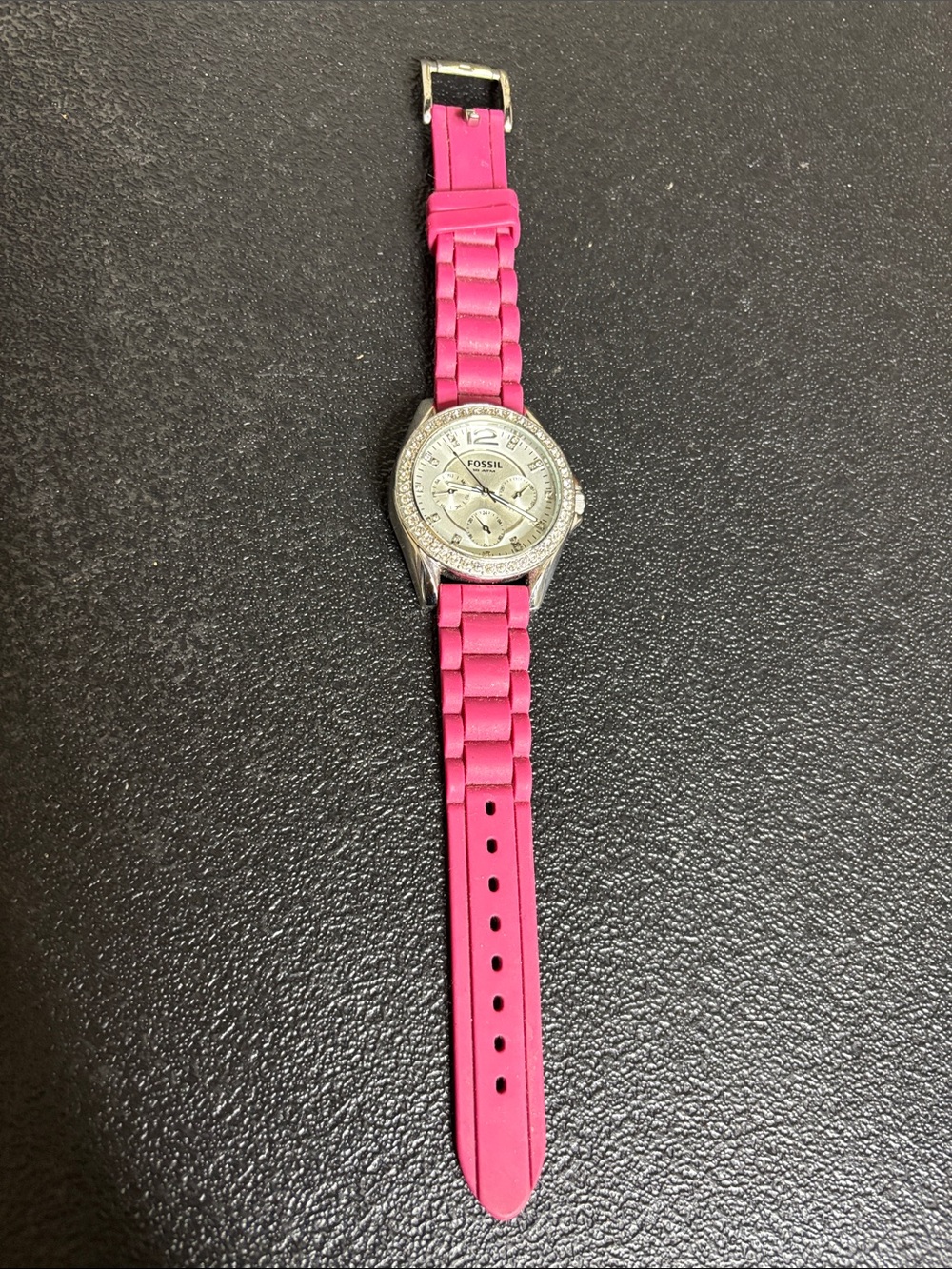 Fossil Women's Hot Pink Silicone Strap Watch Crystal Bezel NEEDS BATTERY